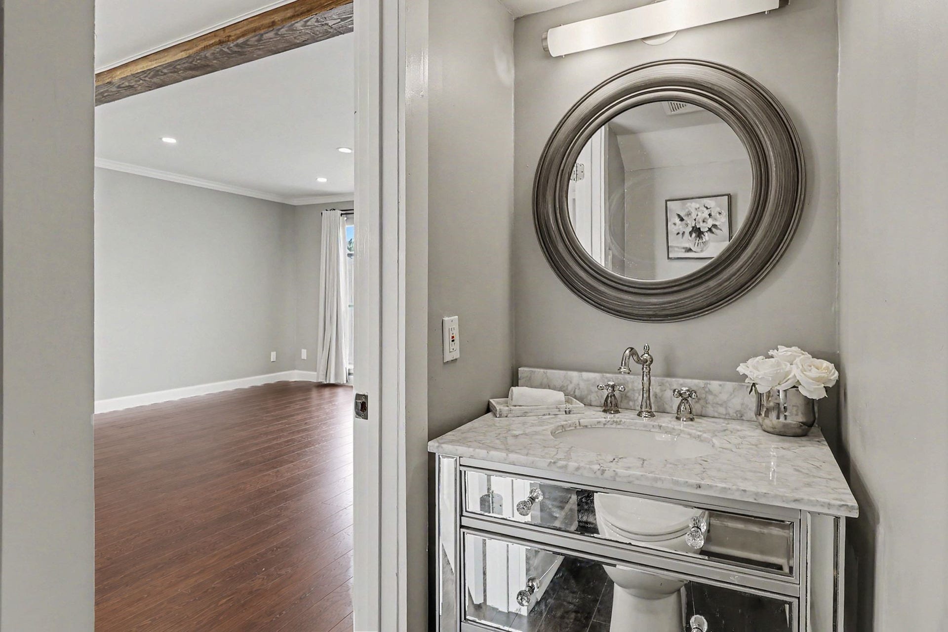 18206 Heritage Lane, #8206, Nassau Bay, TX 77058 Half bath on the first floor.