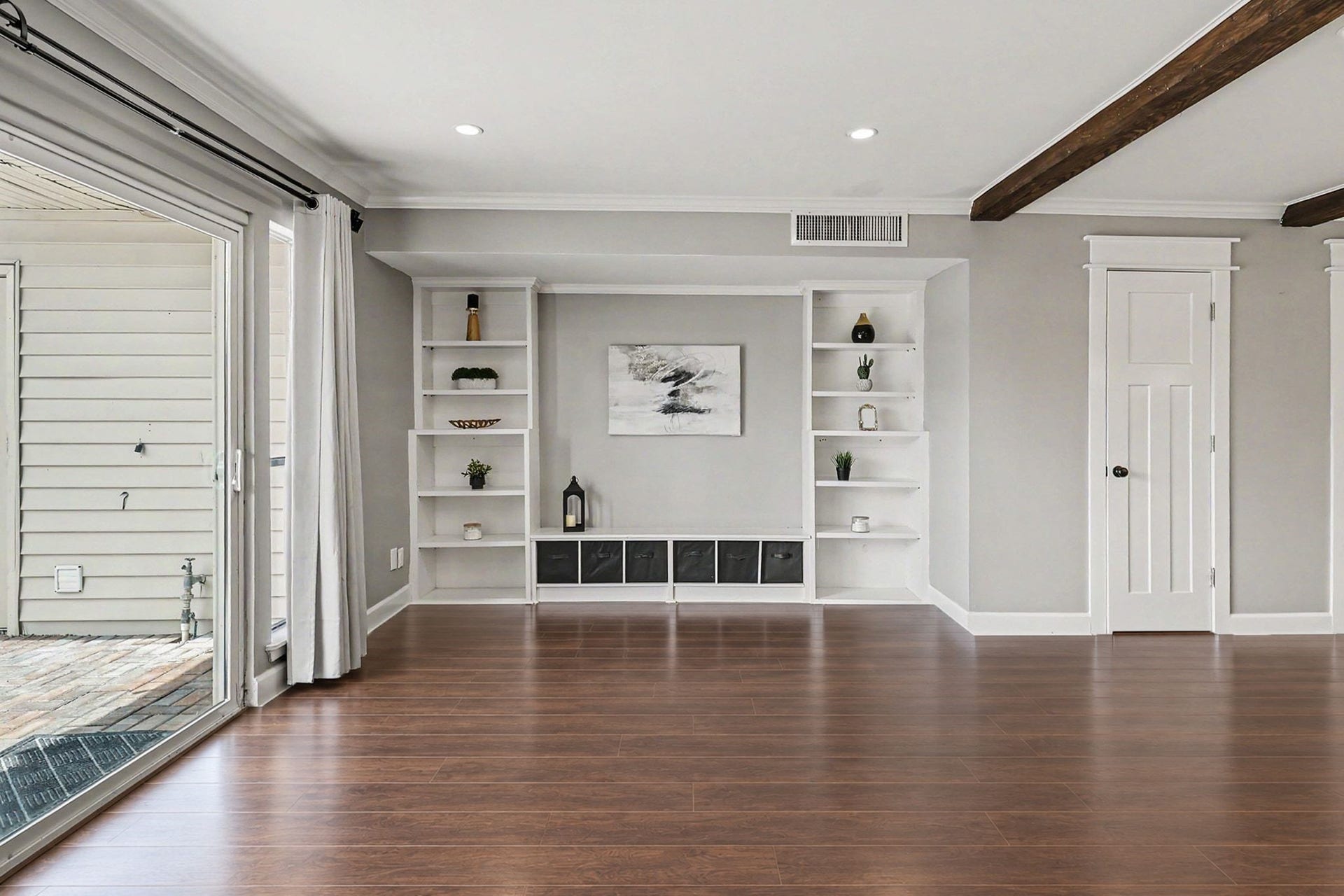 18206 Heritage Lane, #8206, Nassau Bay, TX 77058 Living room