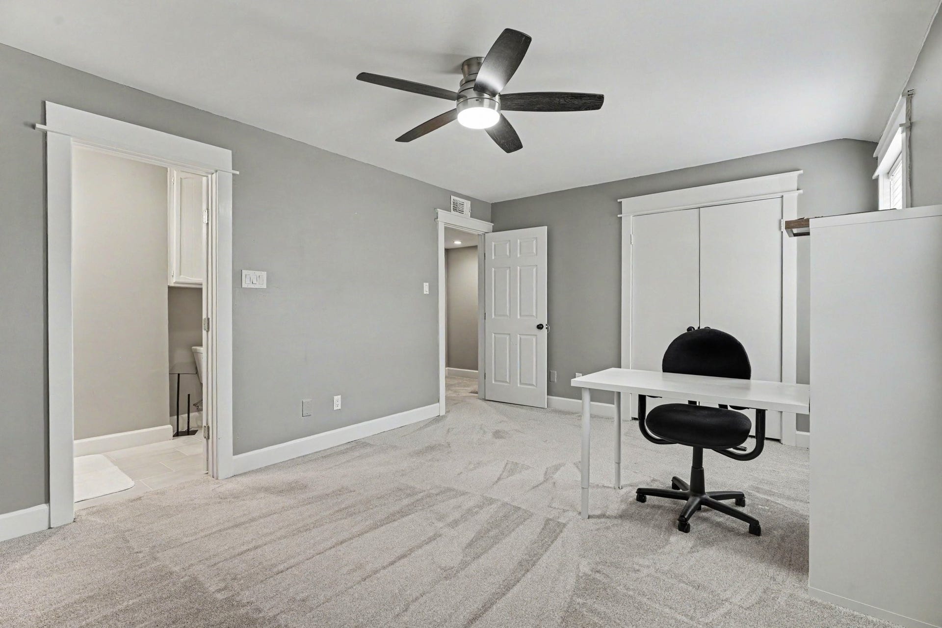 18206 Heritage Lane, #8206, Nassau Bay, TX 77058 Bedroom