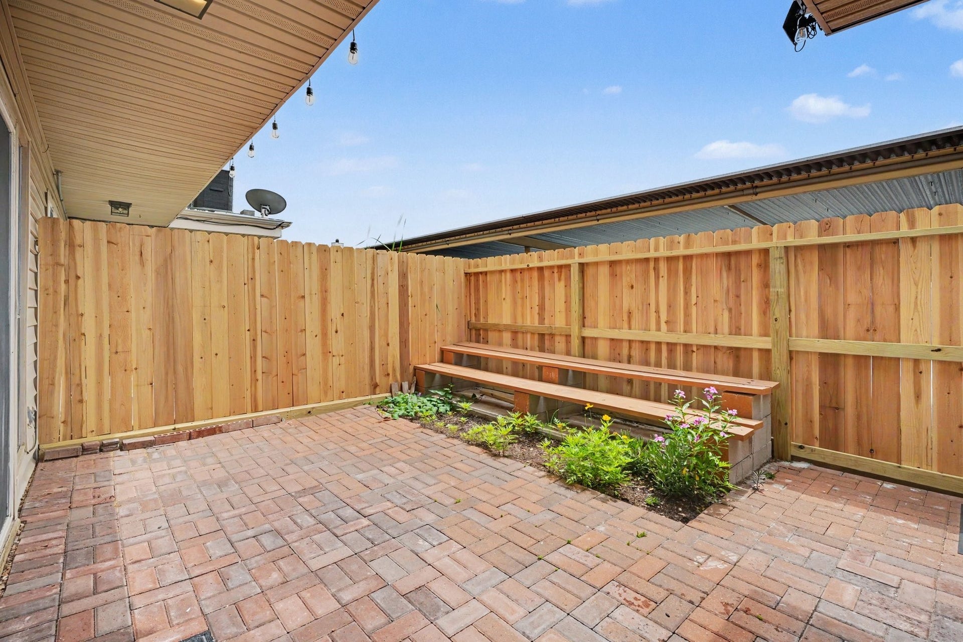 18206 Heritage Lane, #8206, Nassau Bay, TX 77058 Back patio