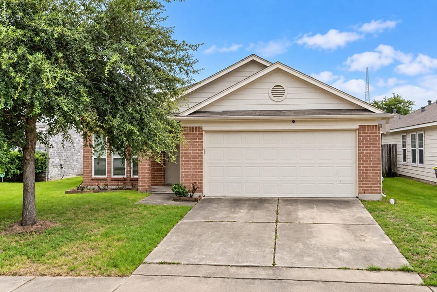 Property photo for 2735 Iris Valley Way, Houston, TX