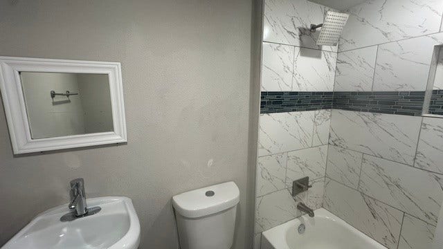 8433 Lenore Street, Houston, TX 77017 8433 Lenore Street, Houston, TX 77017