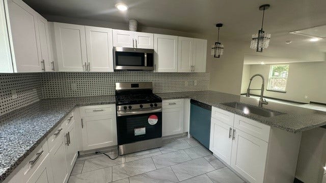 8433 Lenore Street, Houston, TX 77017 8433 Lenore Street, Houston, TX 77017