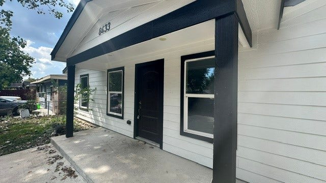 8433 Lenore Street, Houston, TX 77017 8433 Lenore Street, Houston, TX 77017