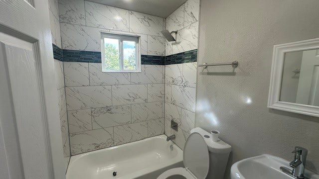8433 Lenore Street, Houston, TX 77017 8433 Lenore Street, Houston, TX 77017
