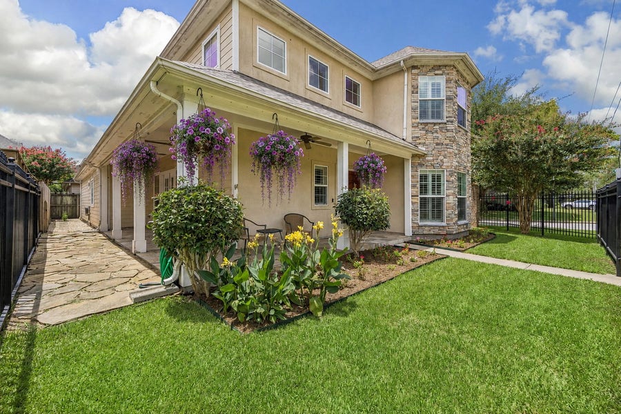 Property photo for 9323 Olathe Street, Houston, TX