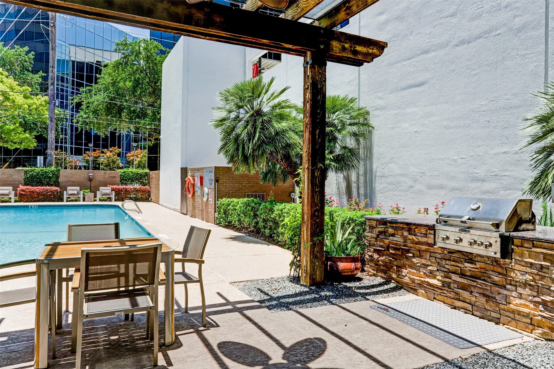 For your hot Summers cookout , or savoring your favorite steak for an evening meal enjoy the building onsite grilling station.