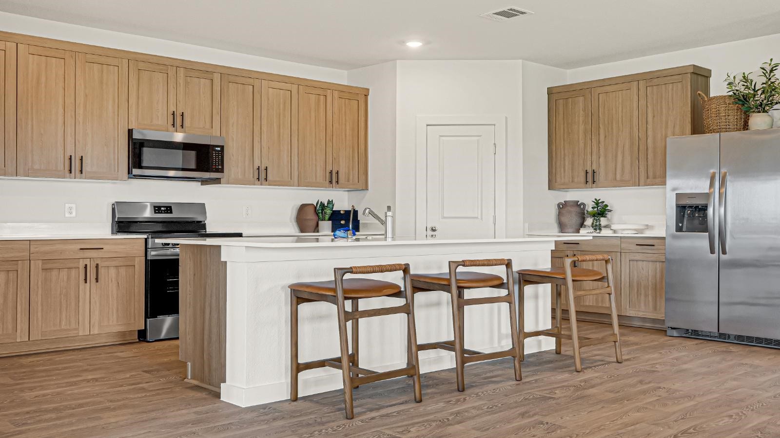 14235 Golden Wheat Lane, Needville, TX 77461 *Images and 3D tour are for illustration only and may vary from home as built