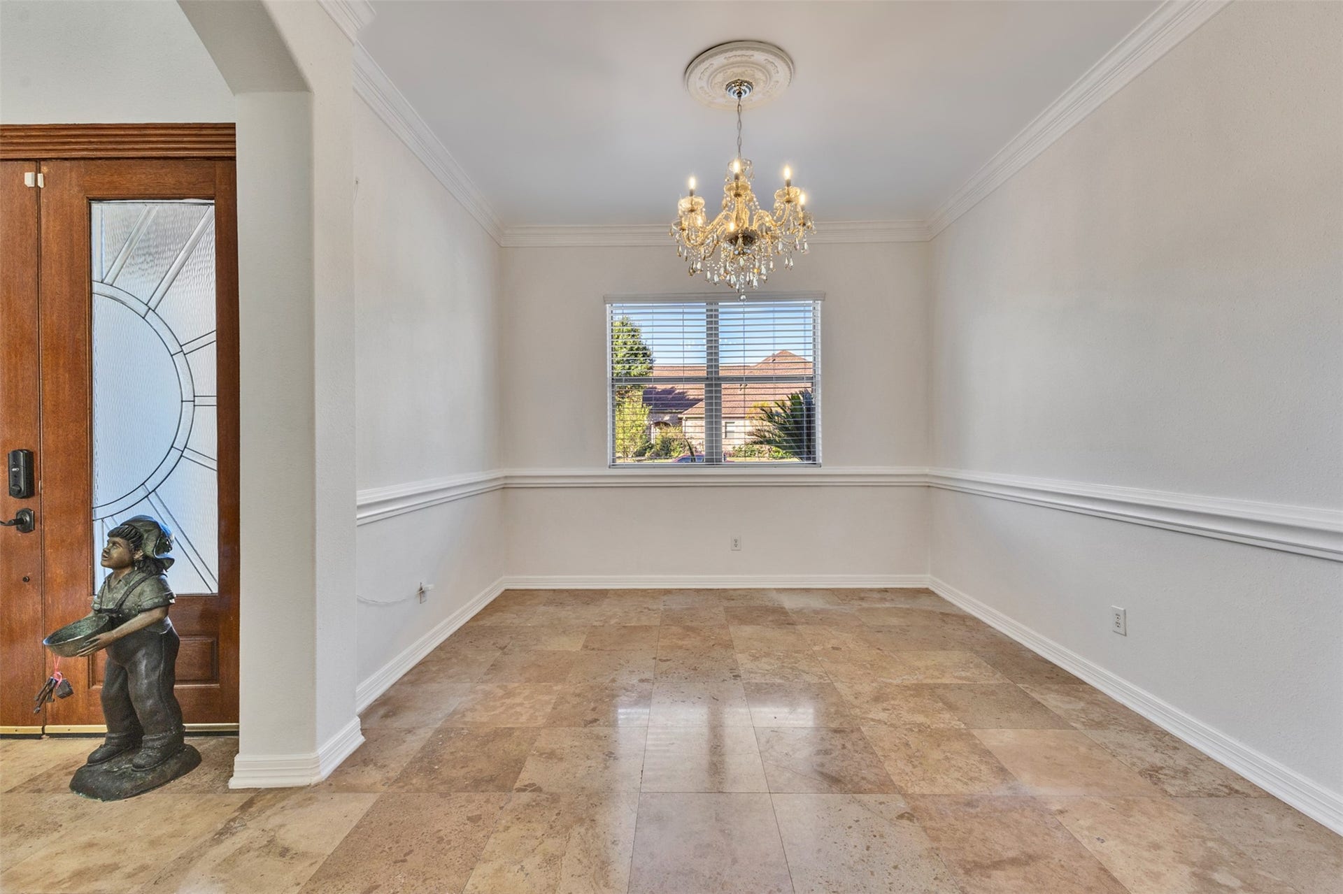 8606 Argentina Street, Houston, TX 77040 FORMAL DINING ROOM an elegant setting for memorable gatherings