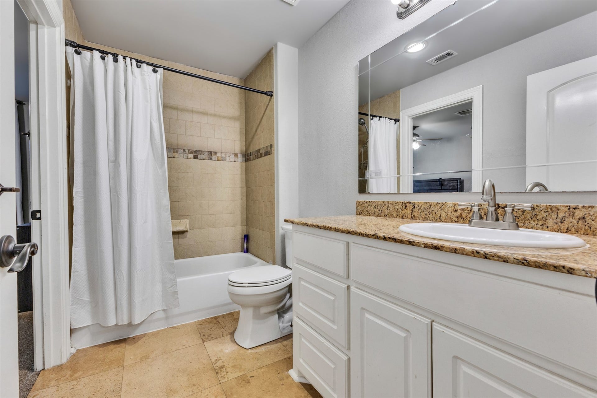 8606 Argentina Street, Houston, TX 77040 Additional Bathrooms: Additional bathrooms offer convenience for household members and visiting guests.