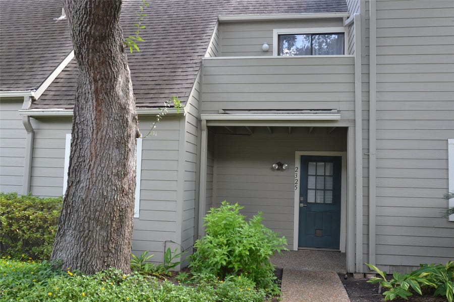 Property photo for 2325 Briarwest Boulevard, Houston, TX