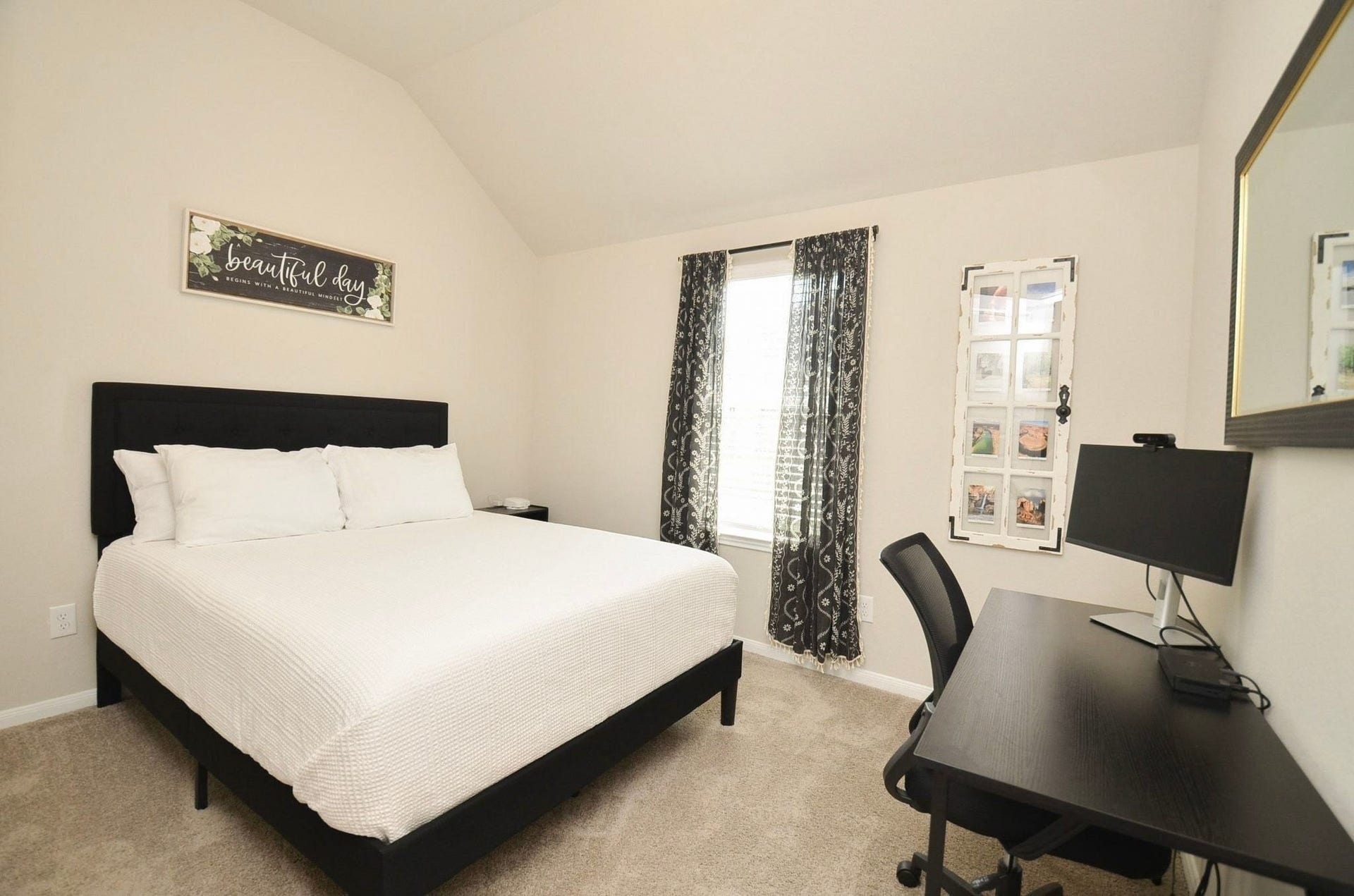 6803 Nichols Landing, Needville, TX 77461 Bedroom 3 of 4