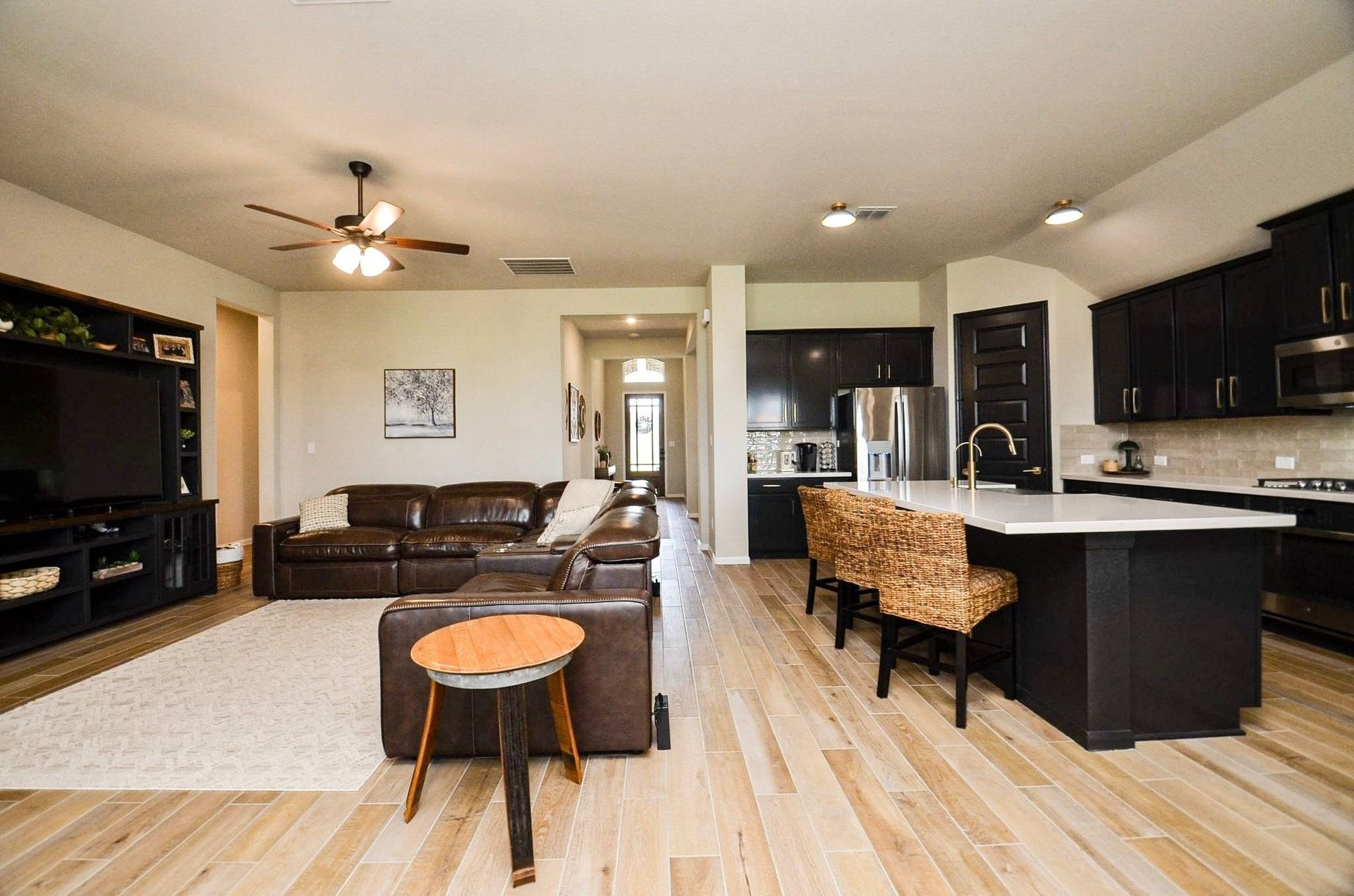 6803 Nichols Landing, Needville, TX 77461 Love this floorplan! Open concept living at it's best!