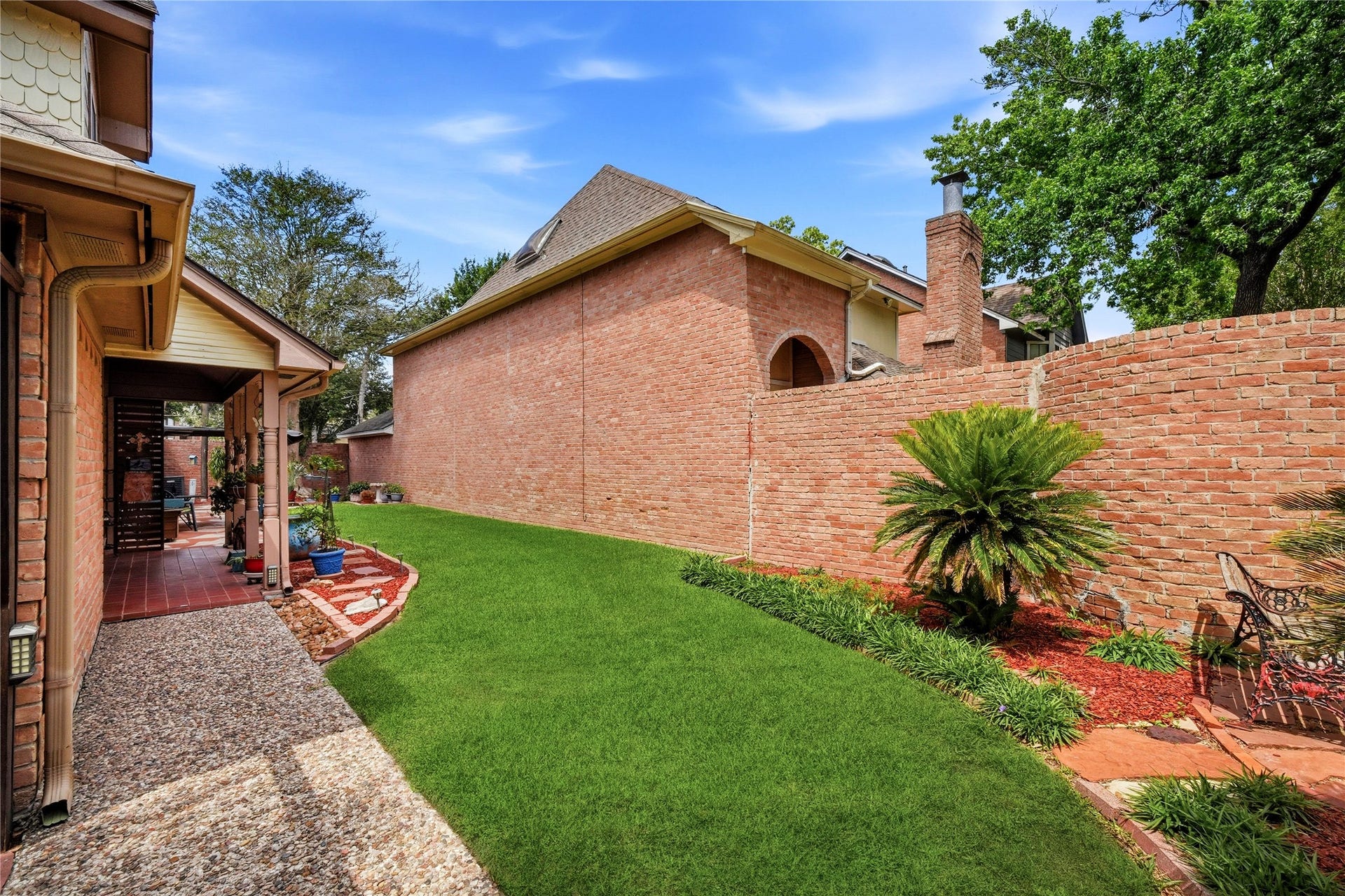 14053 Cashel Forest Drive, Houston, TX 77069