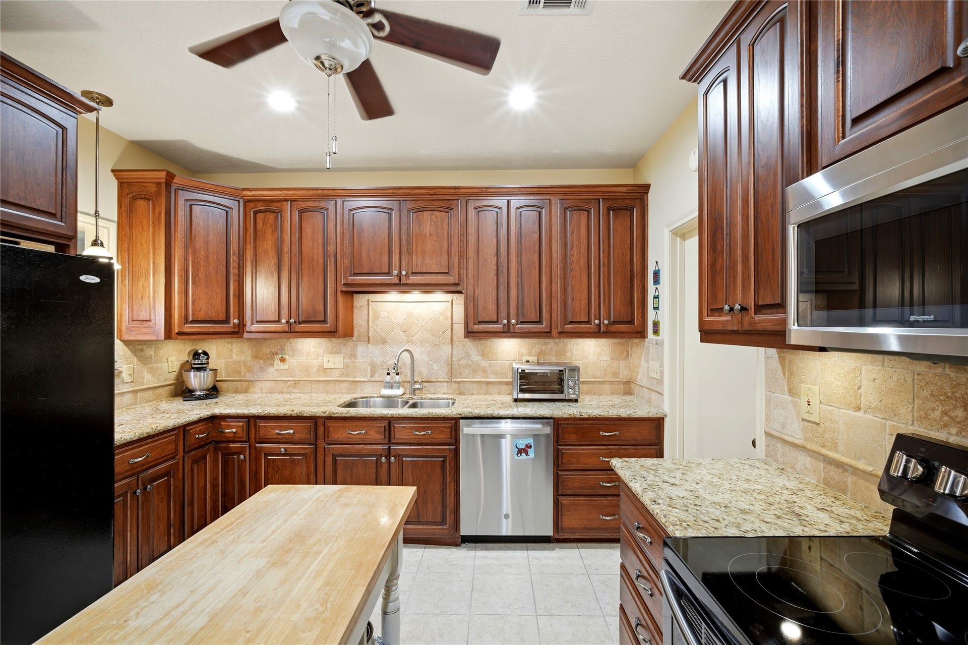 14053 Cashel Forest Drive, Houston, TX 77069