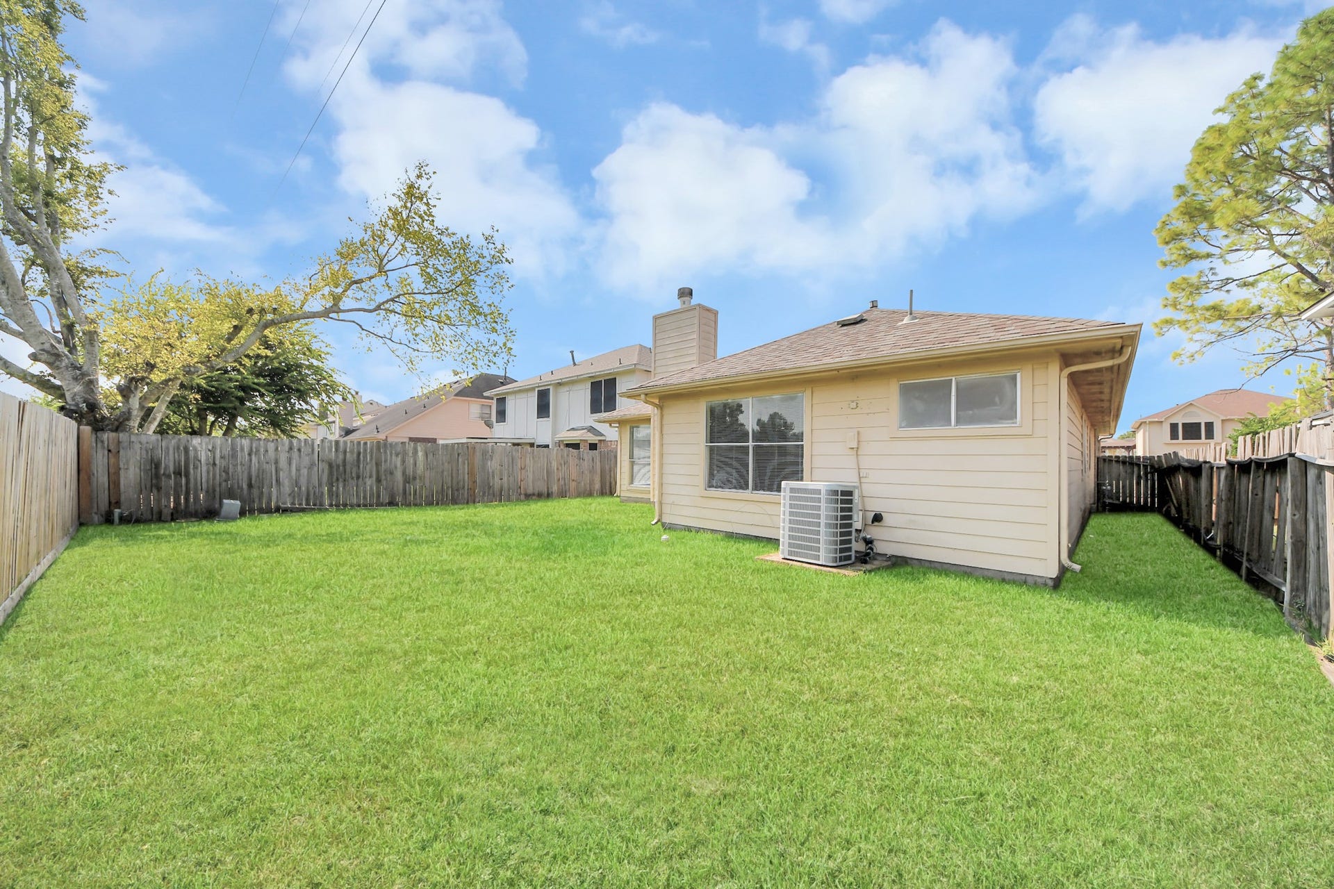 1928 Woodland Hills Drive, Missouri City, TX 77489 1928 Woodland Hills Drive, Missouri City, TX 77489