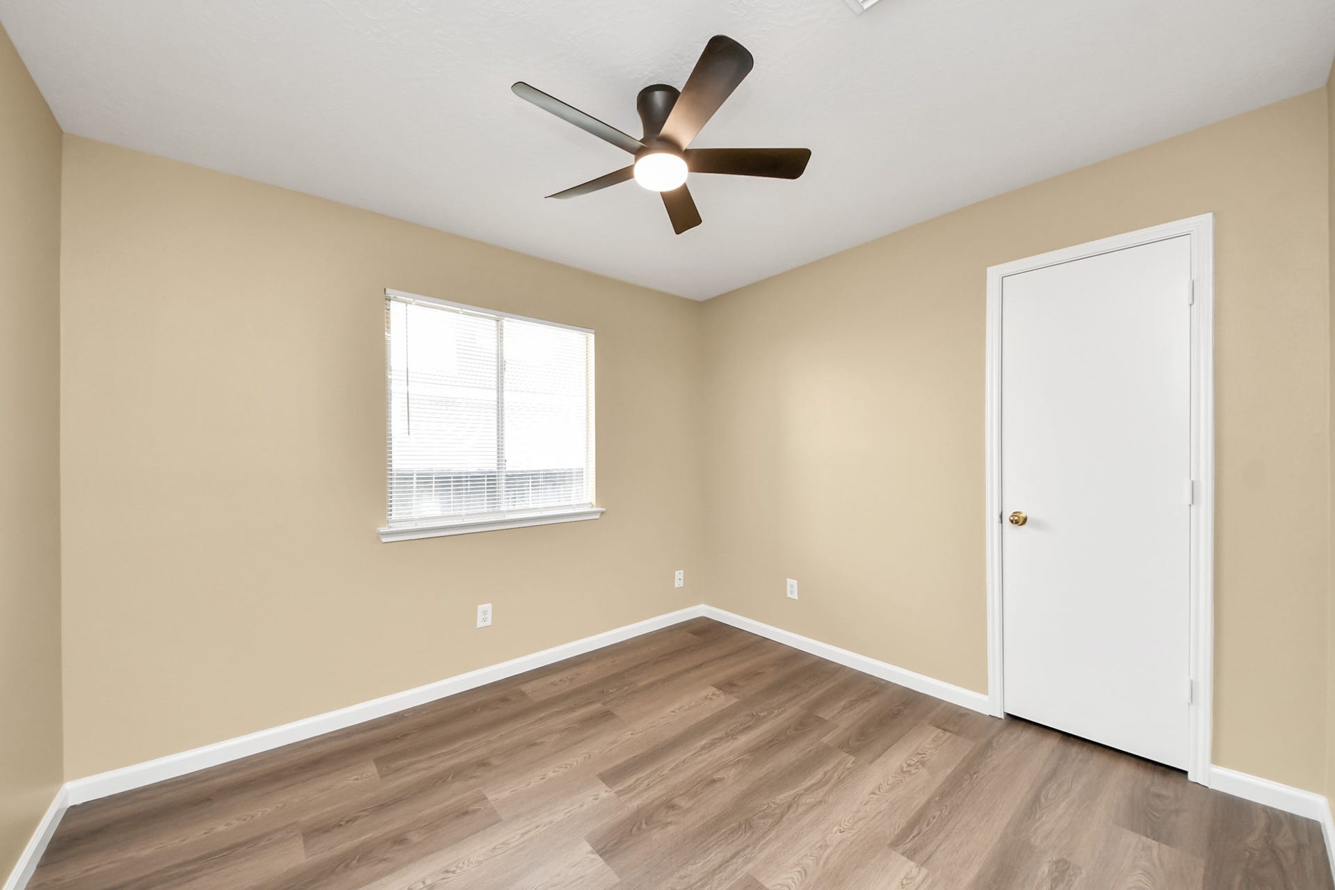 1928 Woodland Hills Drive, Missouri City, TX 77489 1928 Woodland Hills Drive, Missouri City, TX 77489