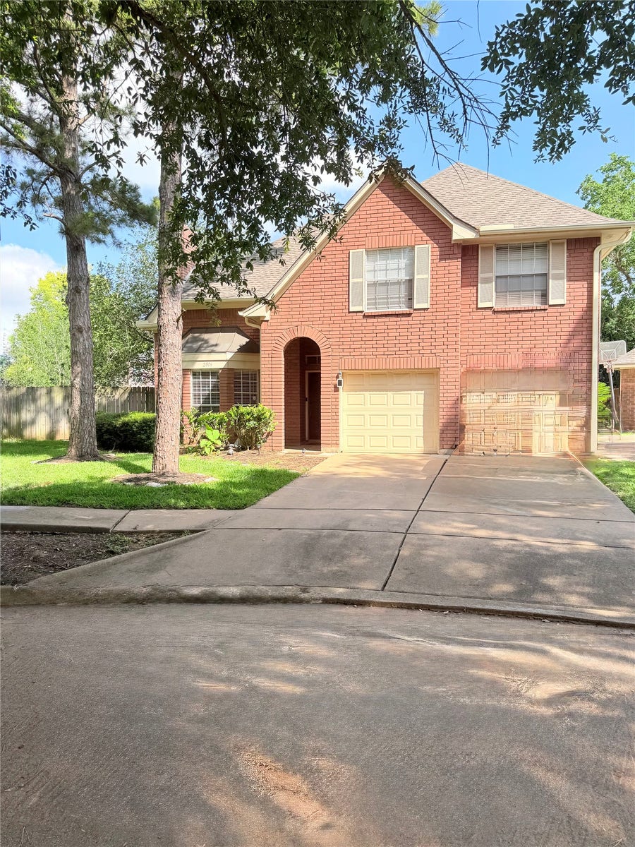 Property photo for 2806 Bent River Court, Sugar Land, TX
