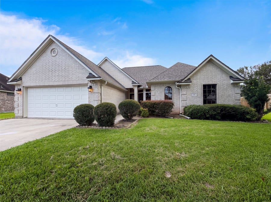 Property photo for 66 Tangerine Court, Lake Jackson, TX