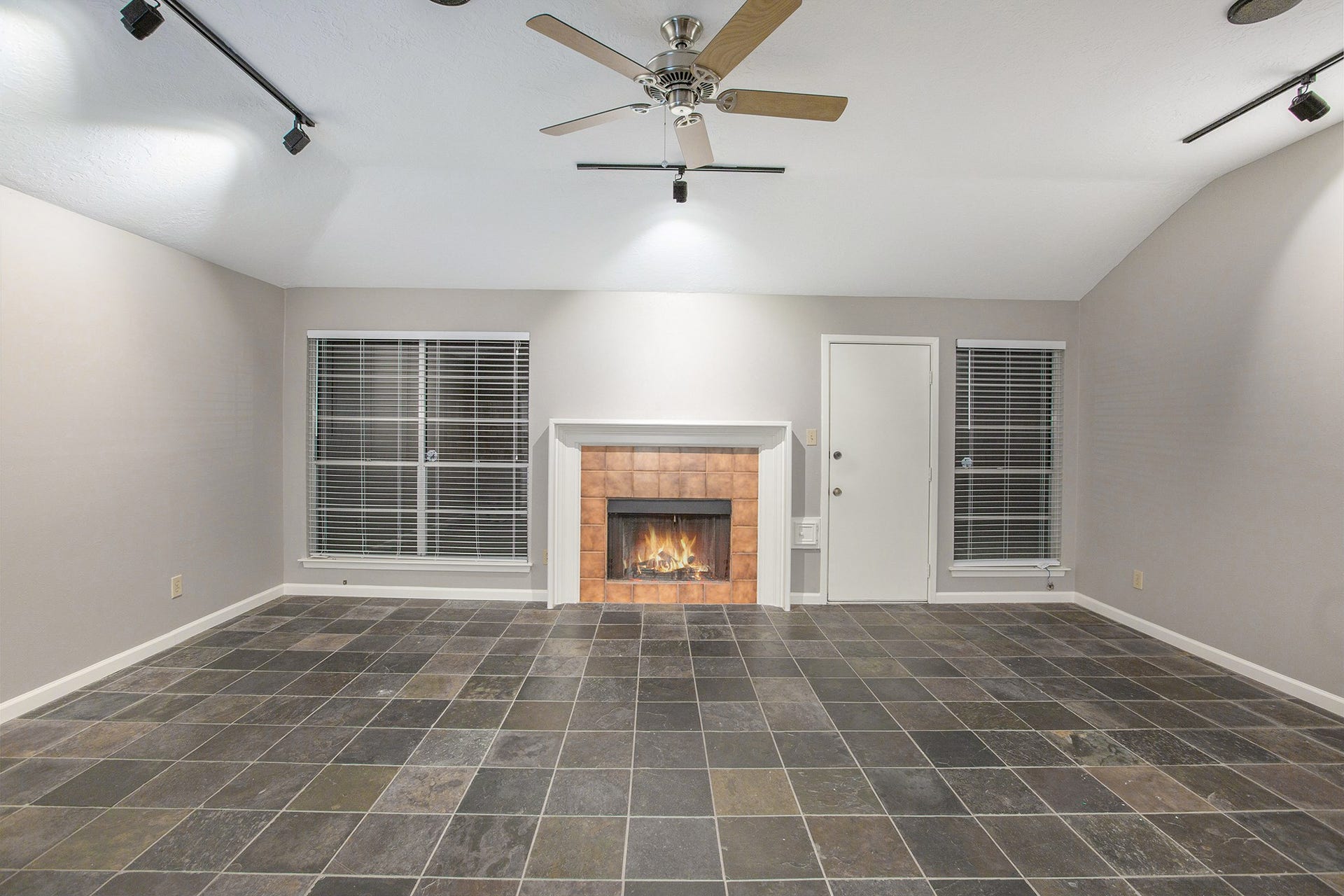 17002 Sky Blue Place, Houston, TX 77095 Another shot of this great family room!