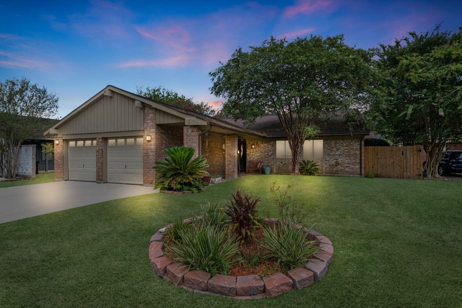 Property photo for 4718 Lost Oak Drive, Spring, TX