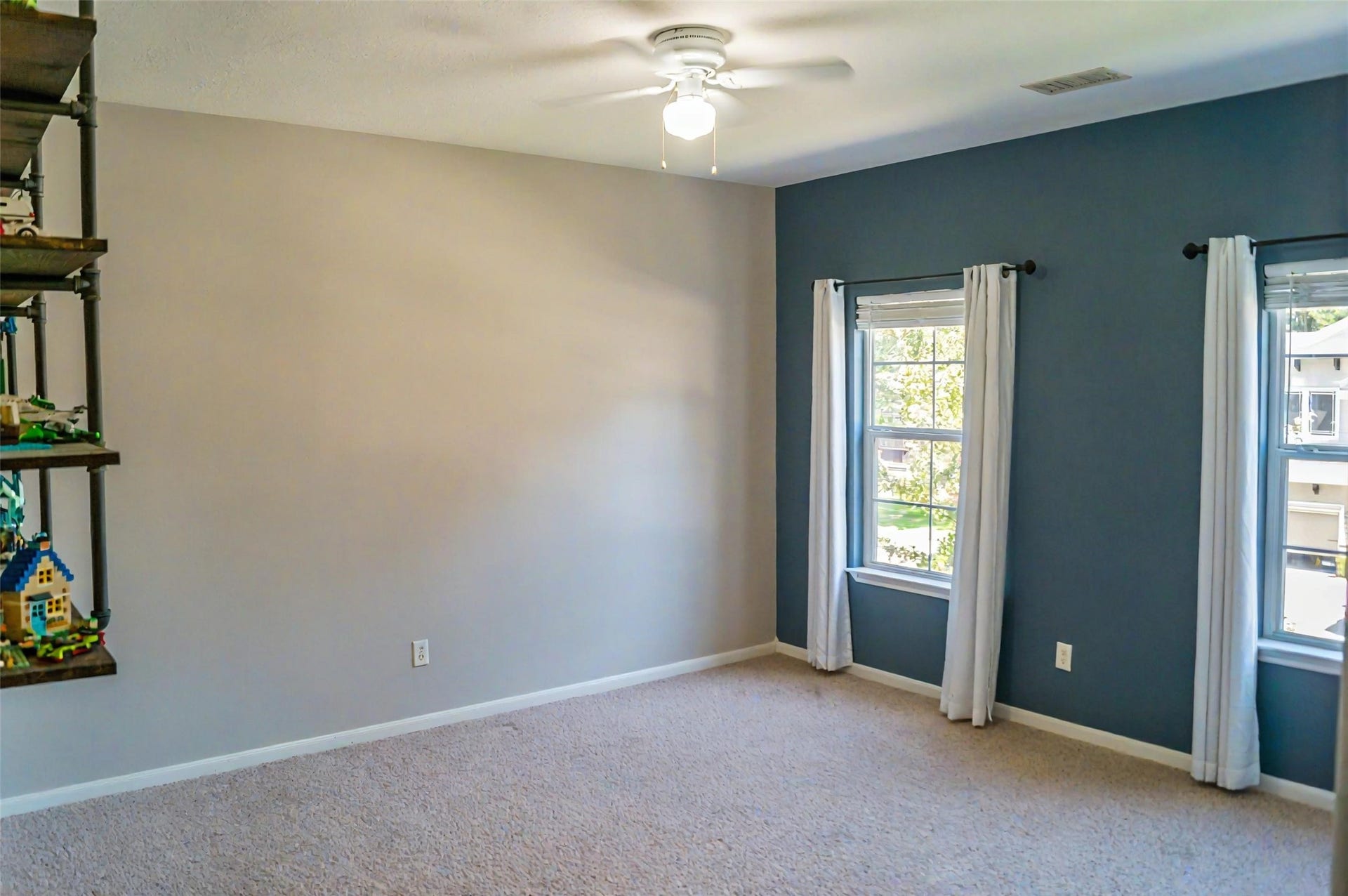 125 Clear Water Street W, Montgomery, TX 77356 125 Clear Water Street W, Montgomery, TX 77356