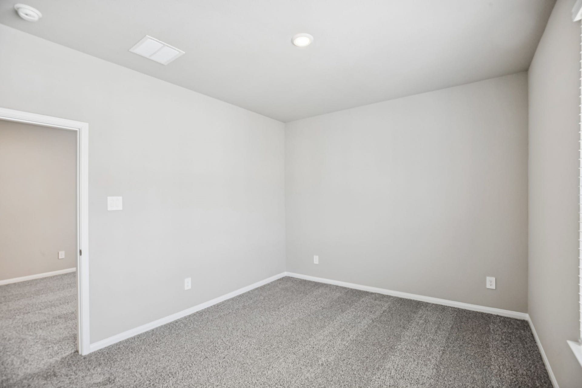 9163 Capilano Heights Drive, Cypress, TX 77433