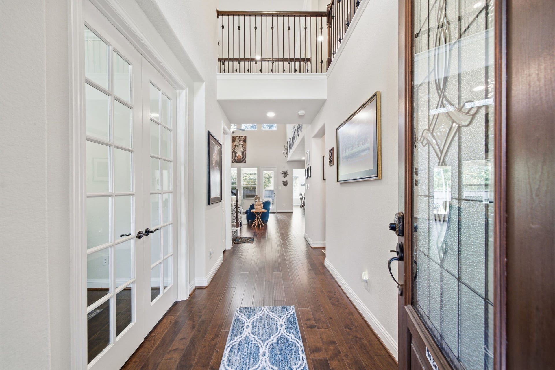 18806 Swansea Creek Drive, New Caney, TX 77357 Beautiful entry way!