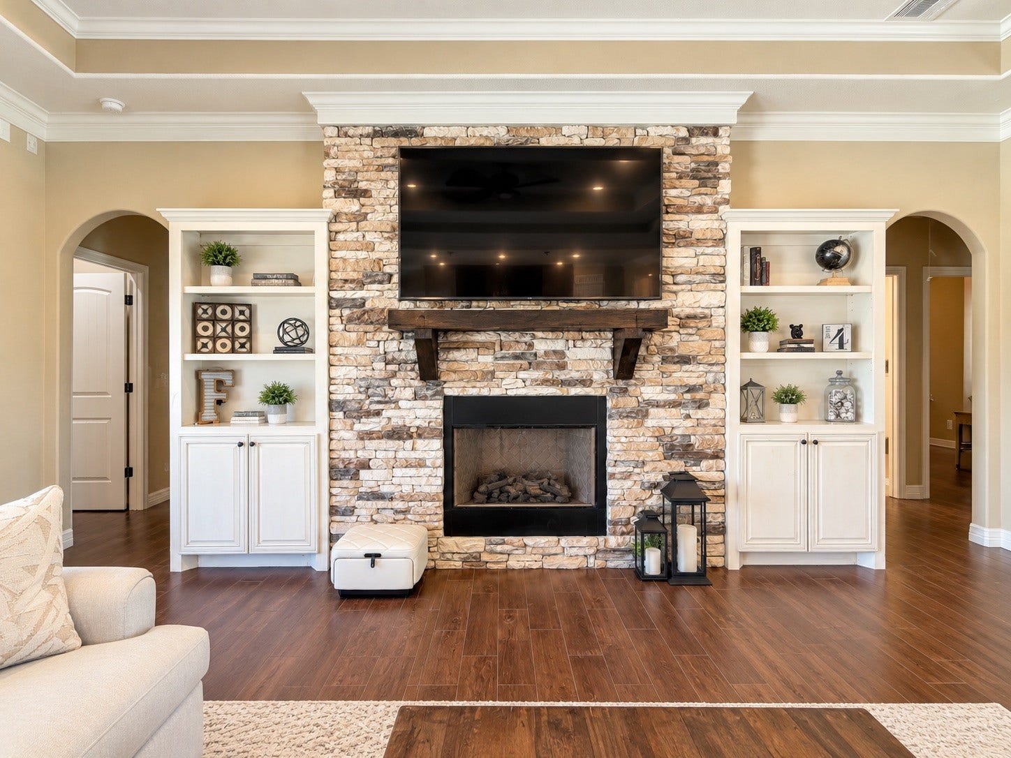 8999 Water Point Drive, Beach City, TX 77523 8999 Water Point Drive, Beach City, TX 77523