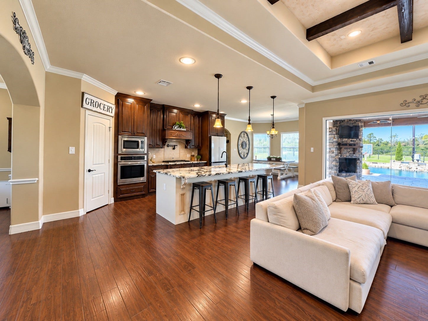 8999 Water Point Drive, Beach City, TX 77523 8999 Water Point Drive, Beach City, TX 77523