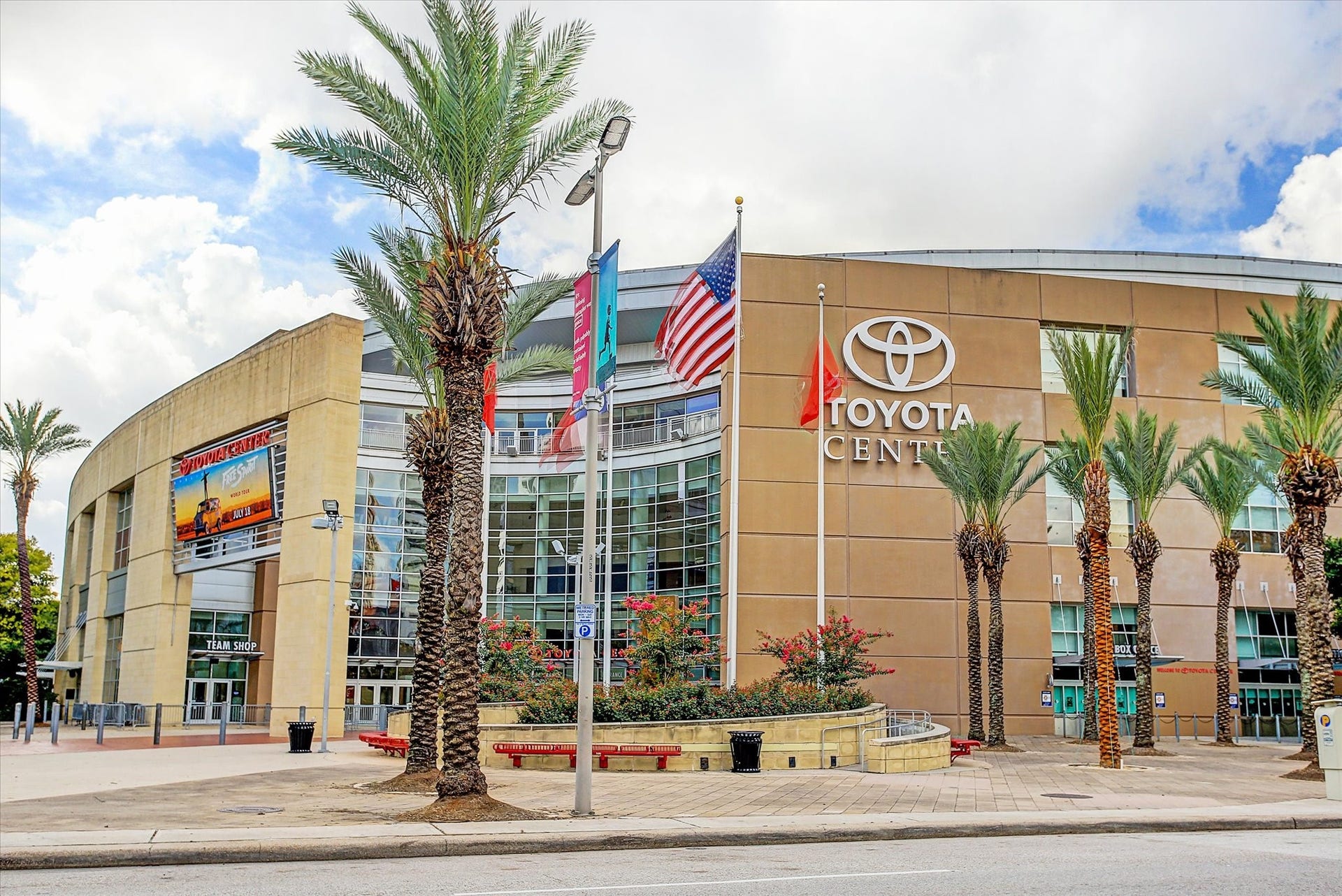 1111 Caroline Street, #2606, Houston, TX 77010 Toyota Center anchors downtown Houstons sports and entertainment scene as home to the Houston Rockets and a premier venue for concerts and major events. Its sleek design and central location make it a landmark destination where residents can enjoy everything from NBA games to world-renowned performers.