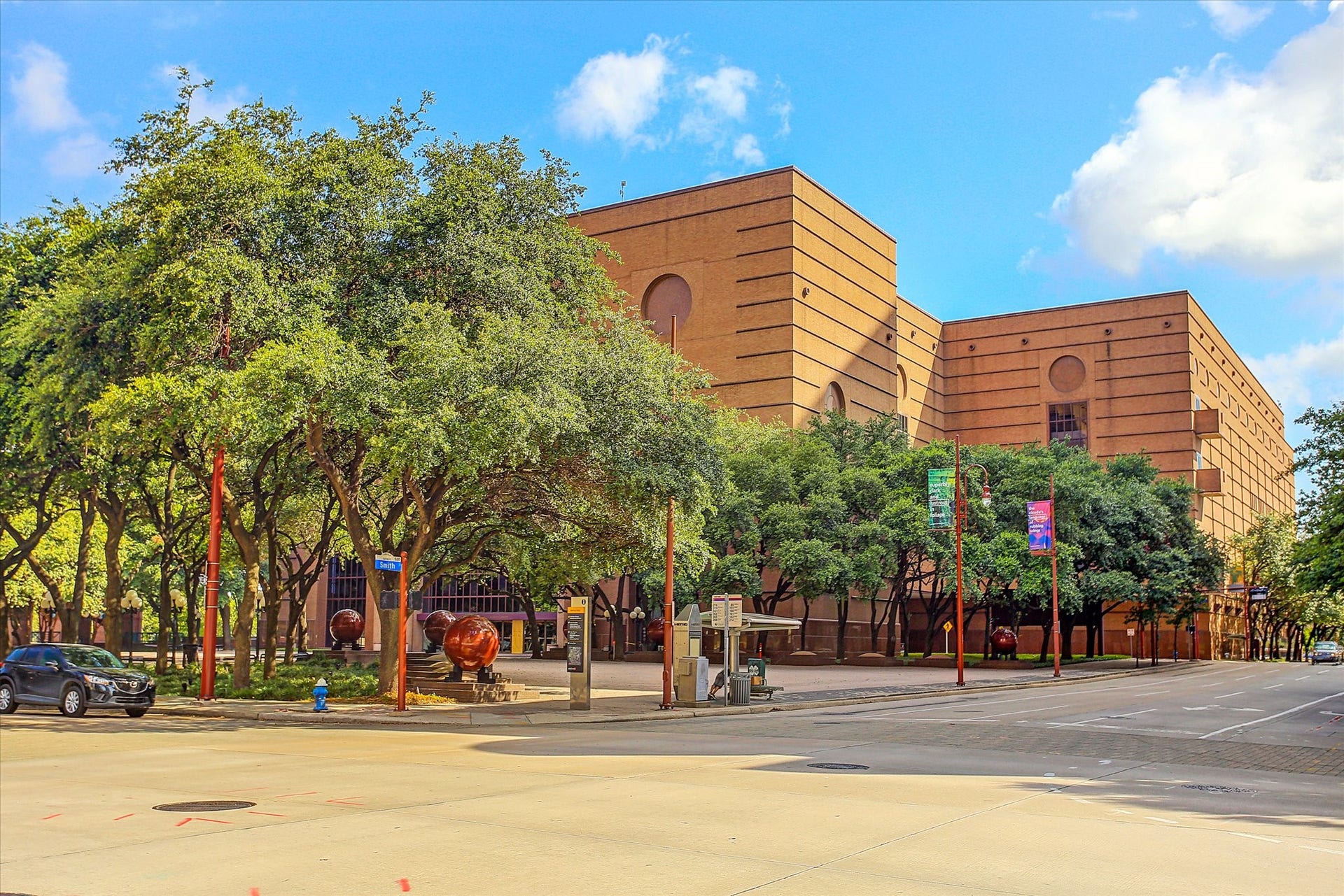 1111 Caroline Street, #2606, Houston, TX 77010 The Wortham Theater Center is a cornerstone of Houstons Theater District, home to the Houston Ballet and Houston Grand Opera. Its bold architecture and tree-shaded plaza with distinctive spherical sculptures create an instantly recognizable landmark along Texas Avenue. Just beyond its walls, residents enjoy walkable access to concerts, Broadway shows, and world-class performances, making this cultural hub an essential part of downtowns vibrant lifestyle.