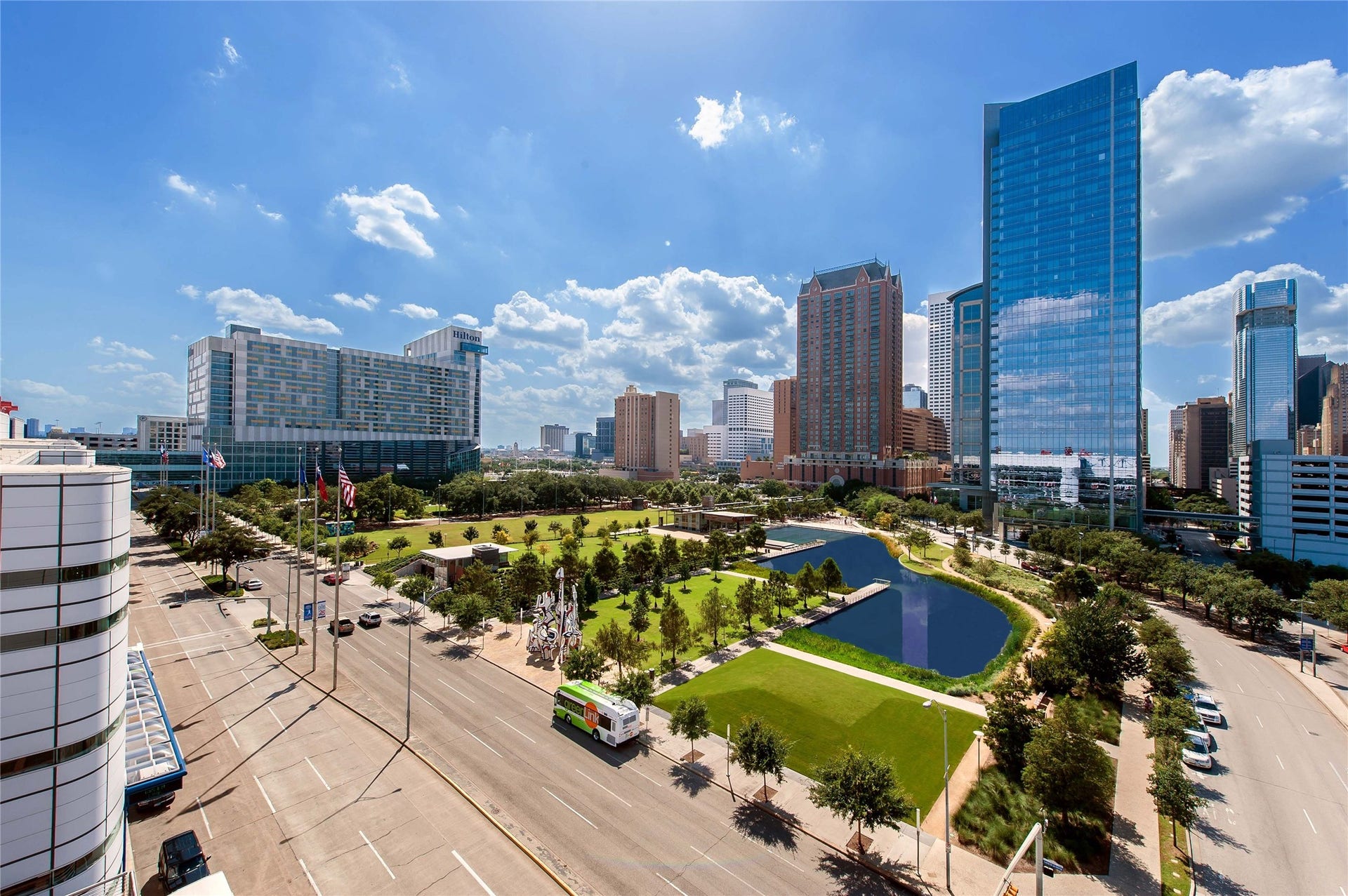 Just minutes from Discovery Green, this home puts green space, downtown attractions, and city events within easy reach.