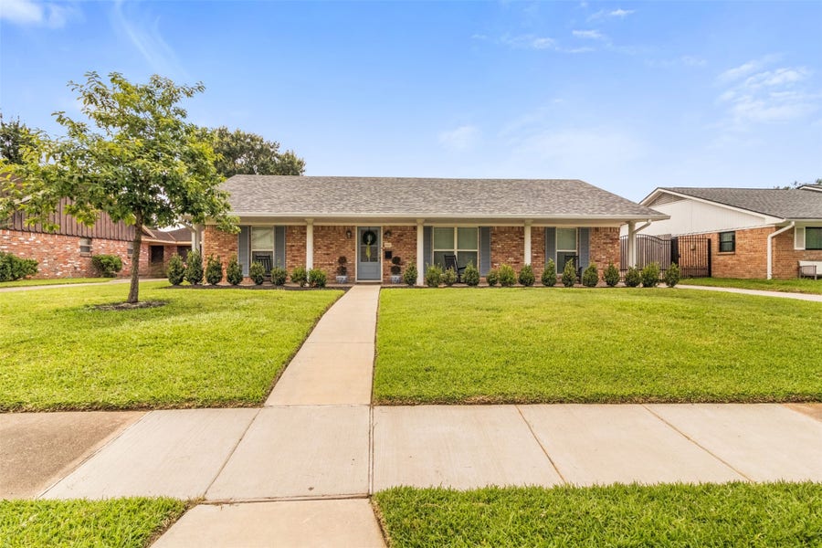 Property photo for 6427 Kury Lane, Houston, TX