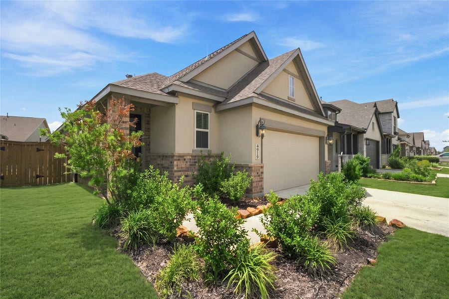 Property photo for 4919 Sand Clouds Drive, Katy, TX