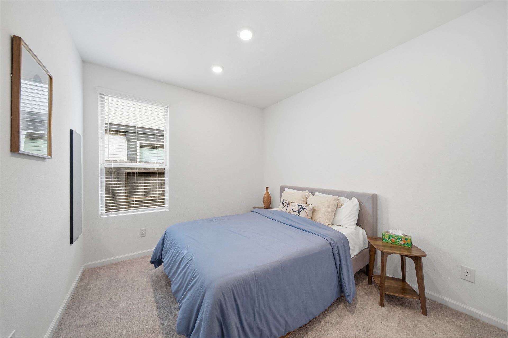 4919 Sand Clouds Drive, Katy, TX 77493 Another secondary bedroom. The recessed lighting are throughout the home.