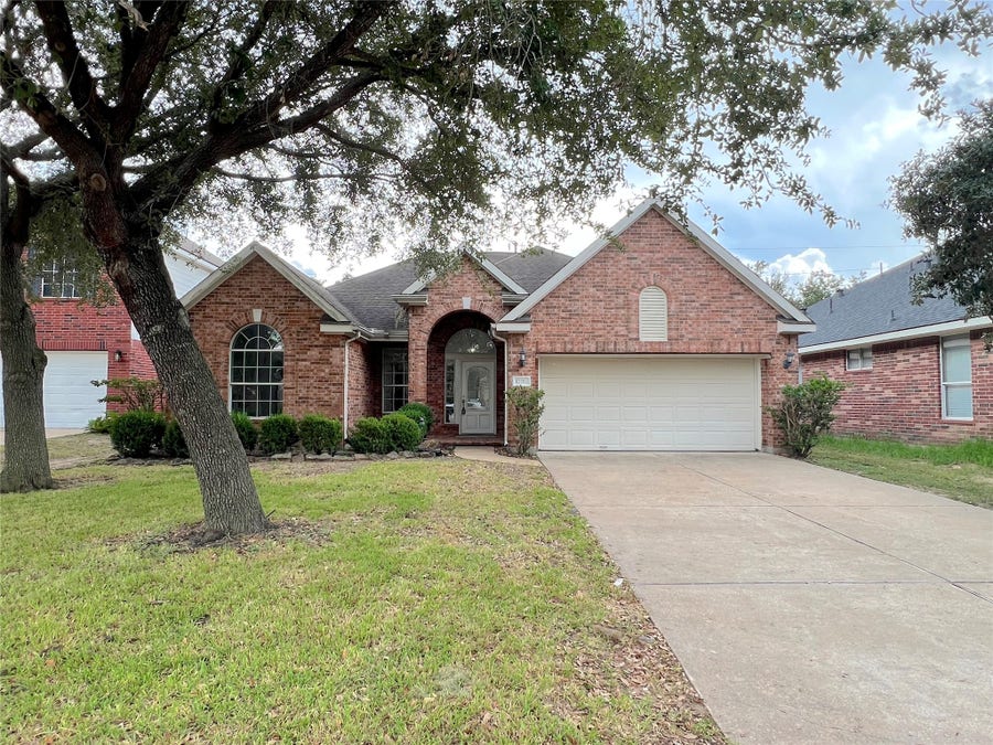 Property photo for 17215 Fernchase Court, Houston, TX