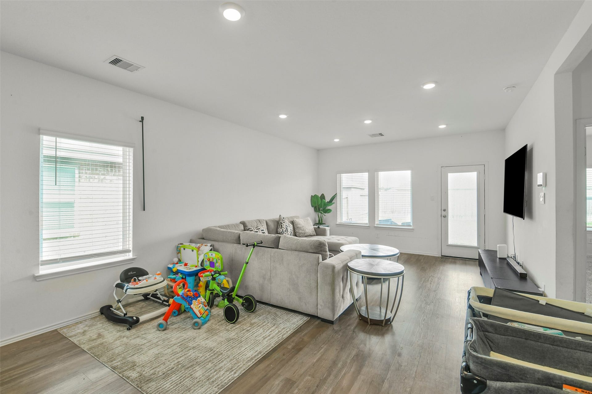 23810 Gold Cypress Drive, Spring, TX 77373 23810 Gold Cypress Drive, Spring, TX 77373