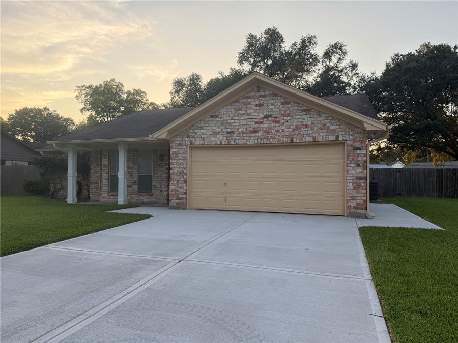Property photo for 3815 Avenue R, Rosenberg, TX