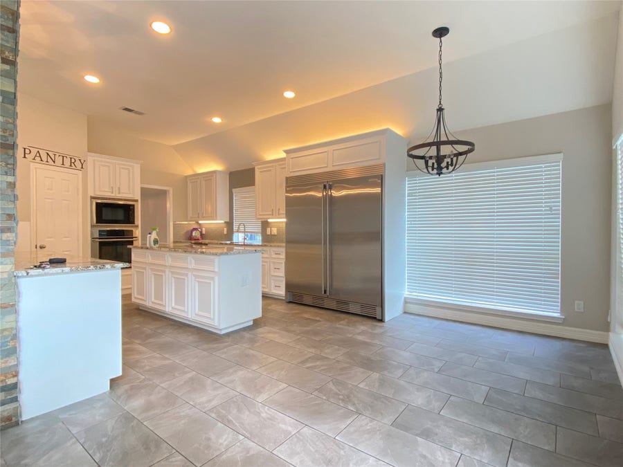 Property photo for 2222 Alberton Lane, Pearland, TX