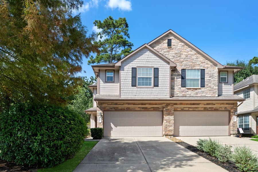 Property photo for 46 Whitekirk Place, Magnolia, TX