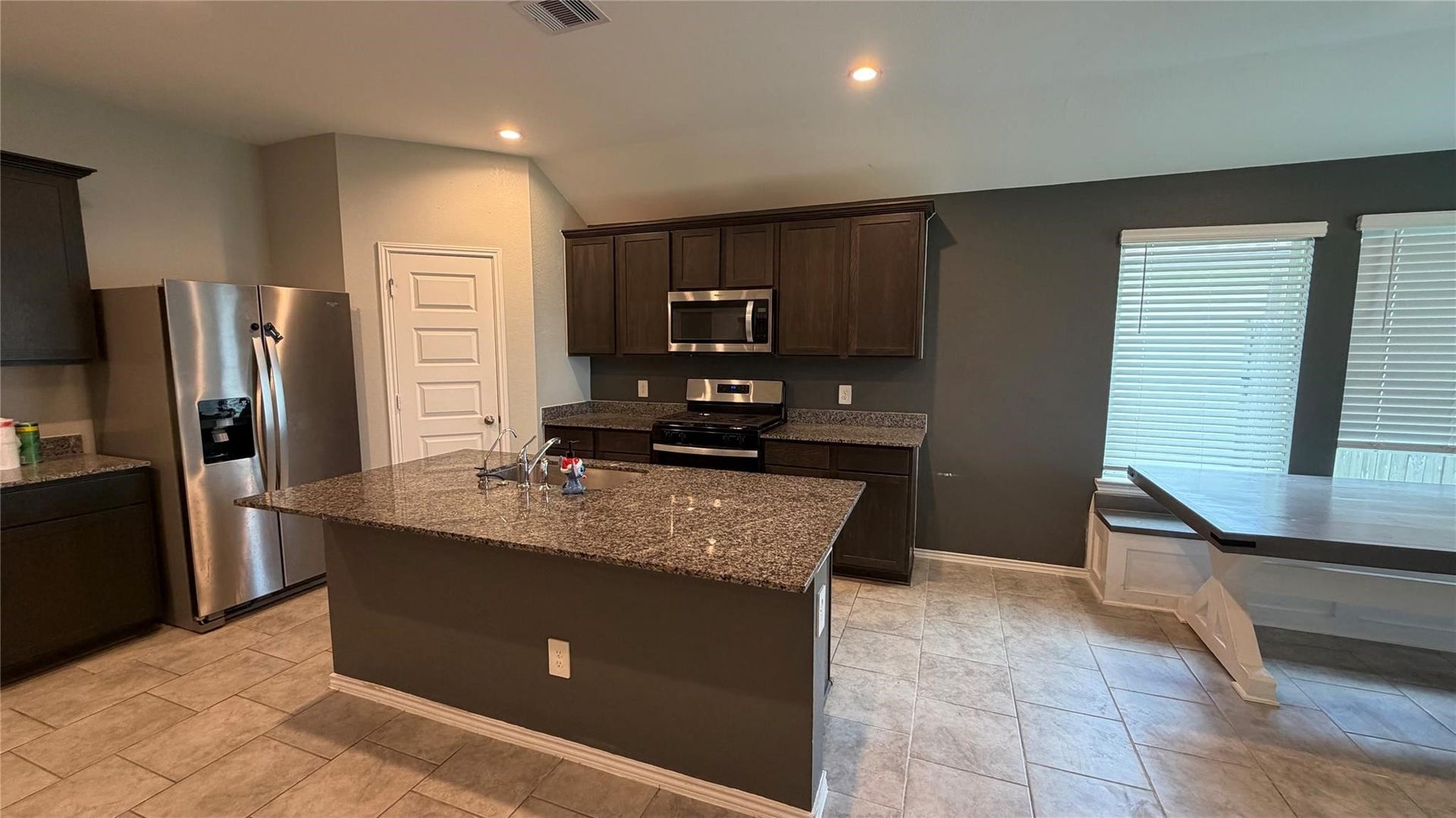 7518 Cynomys Court, Rosharon, TX 77583 7518 Cynomys Court, Rosharon, TX 77583