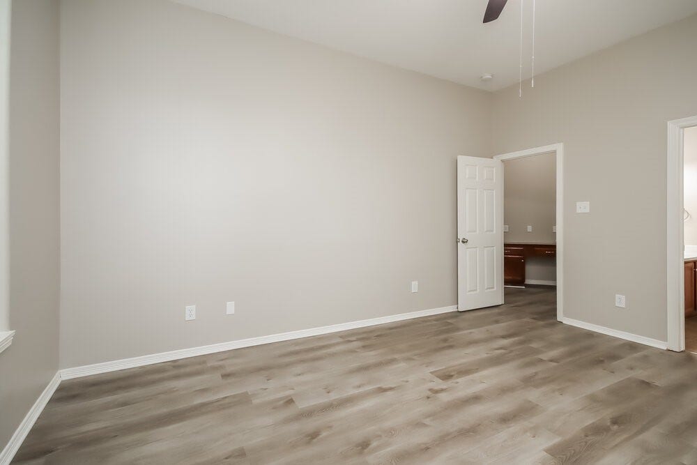 2309 Highland Crossing Drive, Conroe, TX 77304