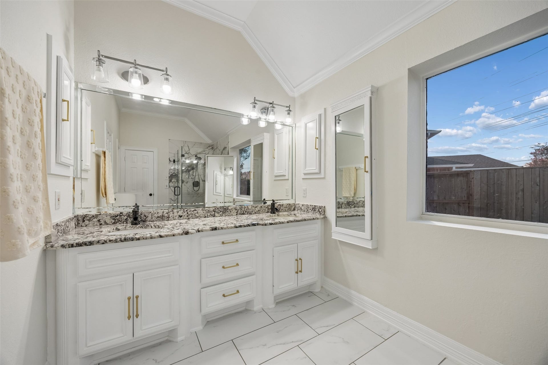 11007 Greenstone Park Lane, Houston, TX 77089 11007 Greenstone Park Lane, Houston, TX 77089