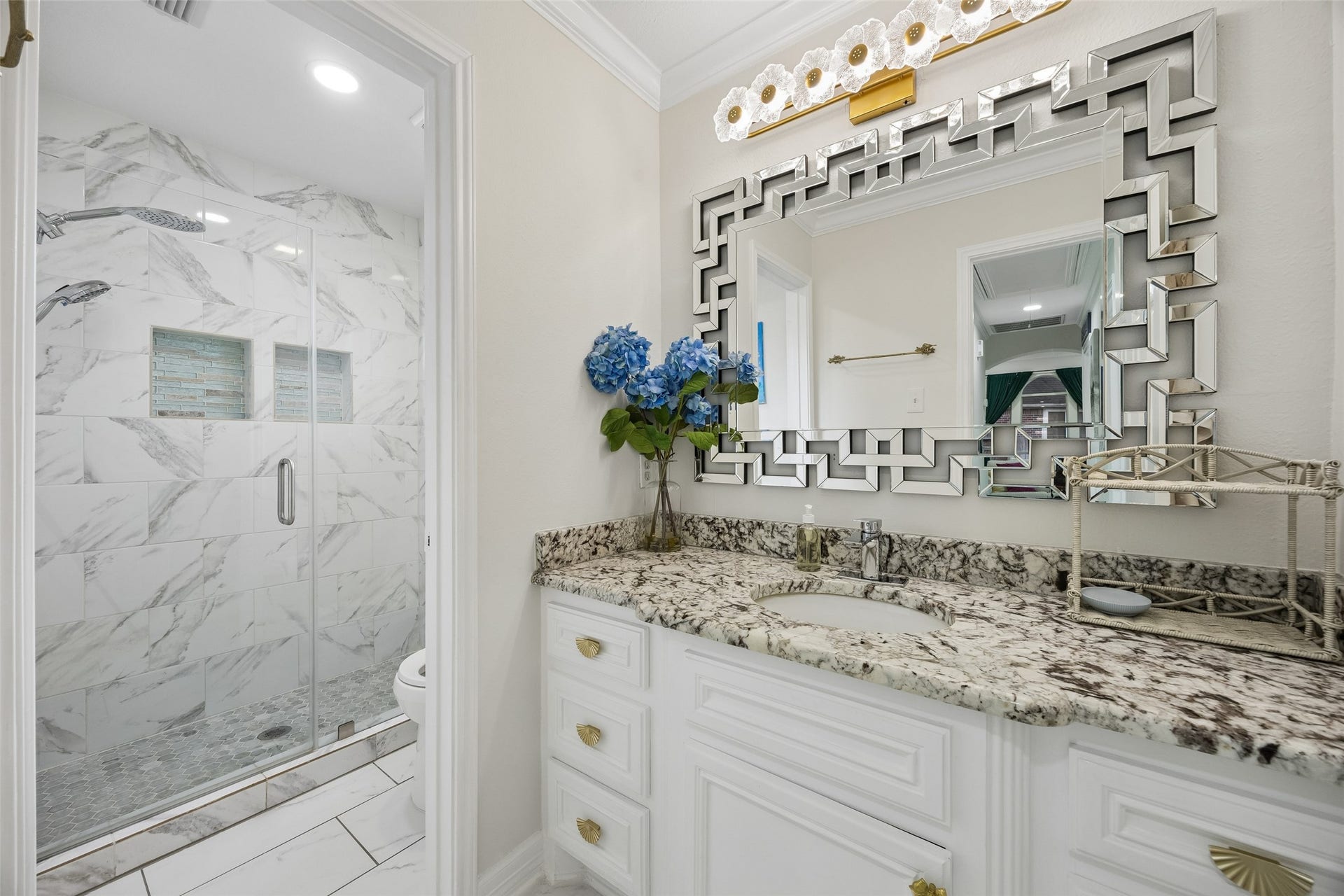 11007 Greenstone Park Lane, Houston, TX 77089 11007 Greenstone Park Lane, Houston, TX 77089