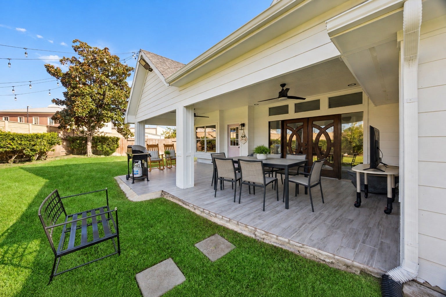 11007 Greenstone Park Lane, Houston, TX 77089 Virtually Staged