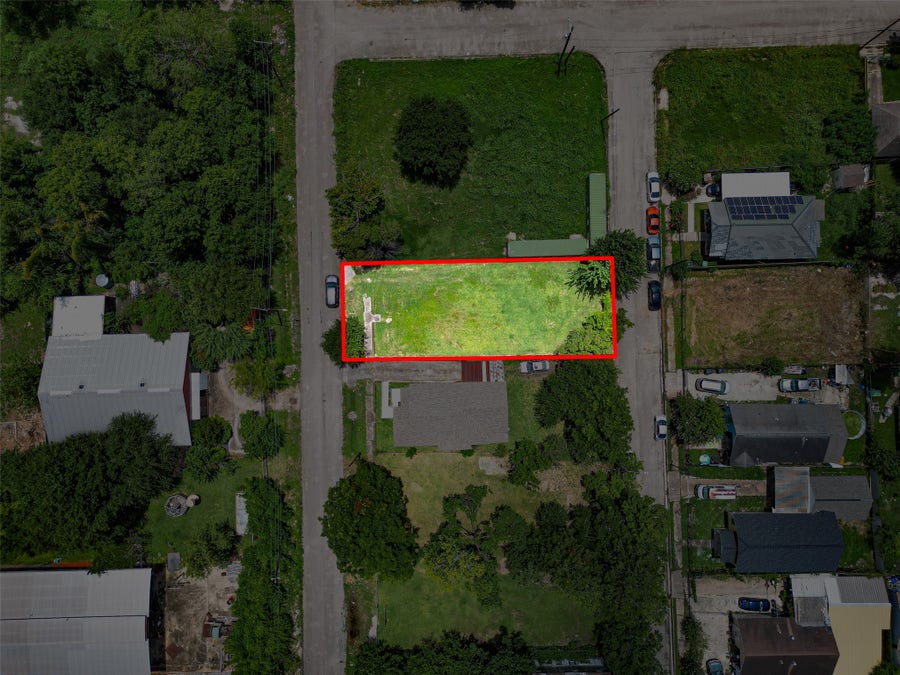 Property photo for 2437 Davis Street, Houston, TX