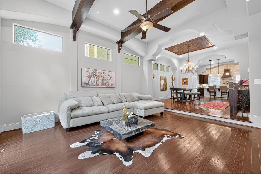 Property photo for 1821 W 24th Street, Houston, TX