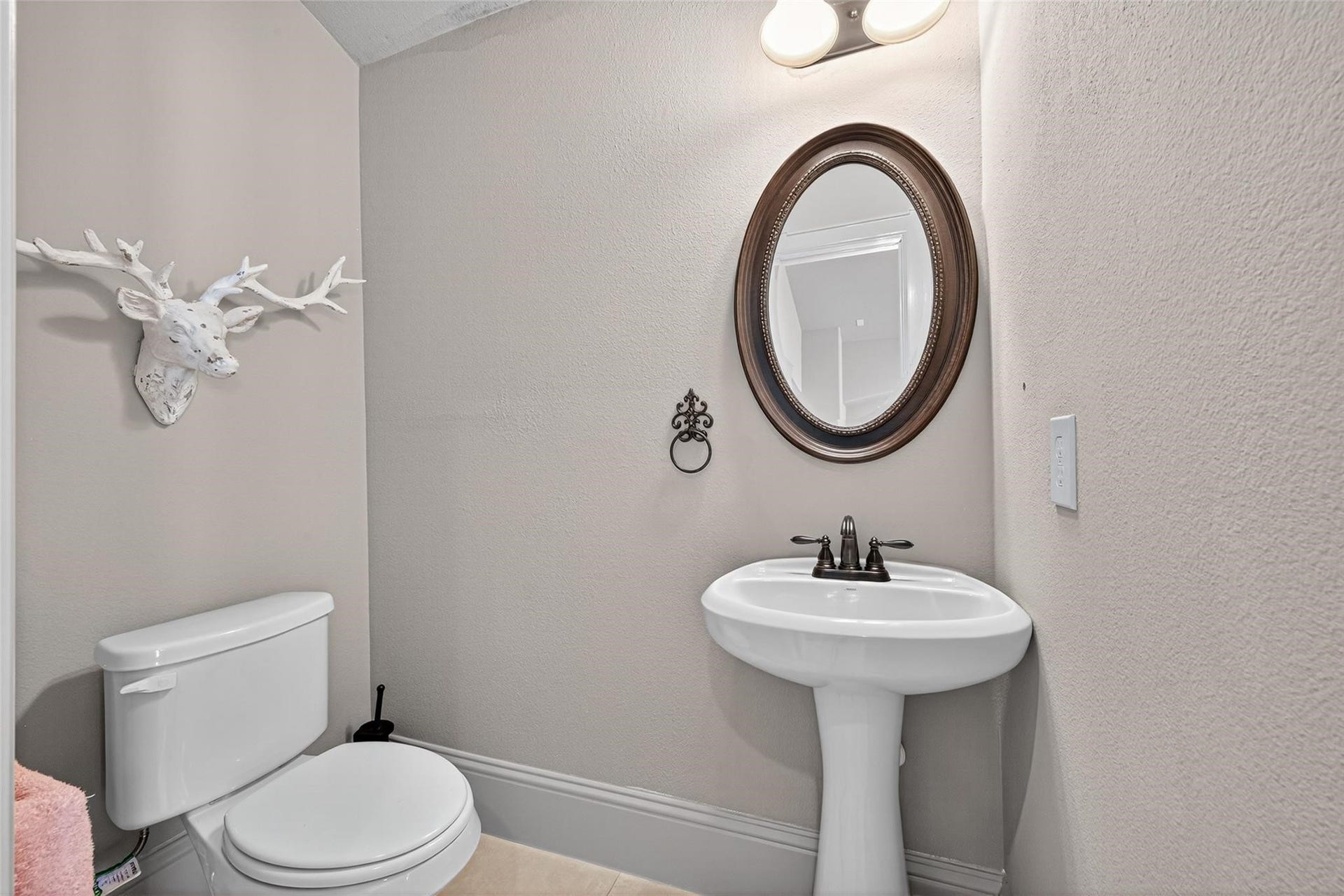 1821 W 24th Street, Houston, TX 77008