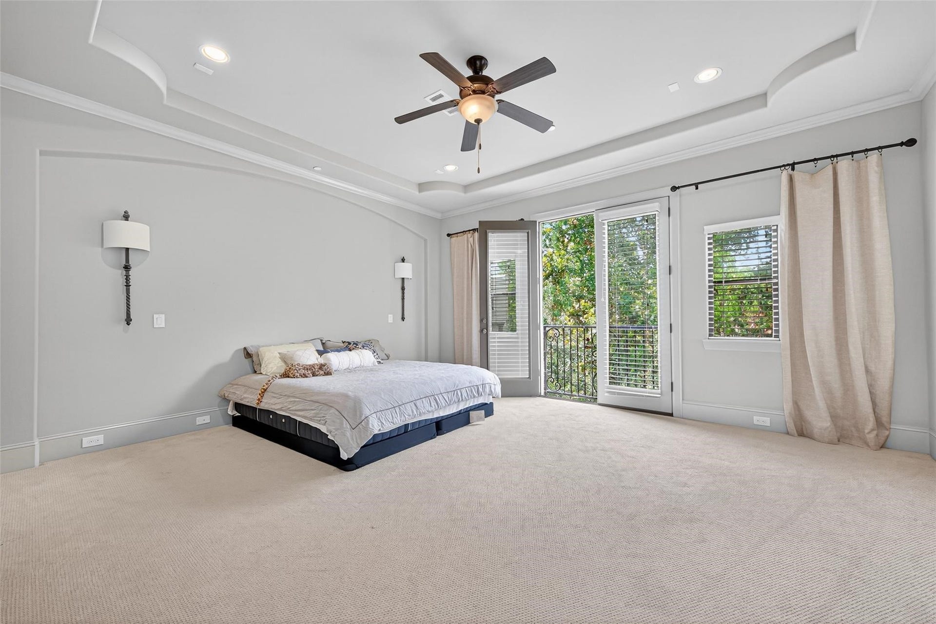 1821 W 24th Street, Houston, TX 77008